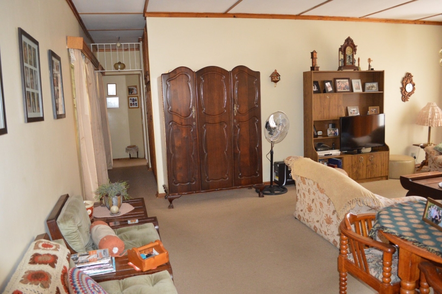 4 Bedroom Property for Sale in Flamwood North West